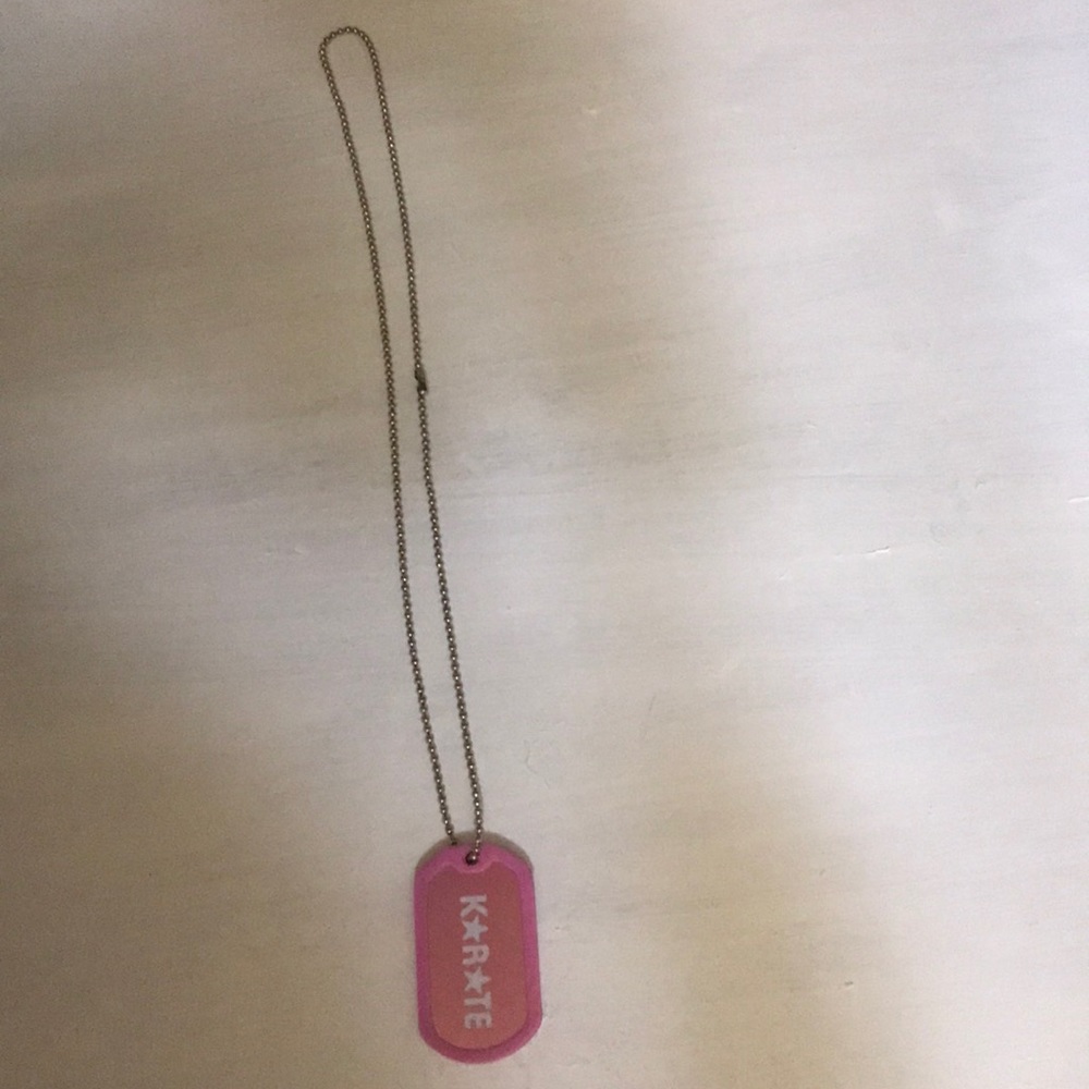 💖KARATE Necklace (pink)